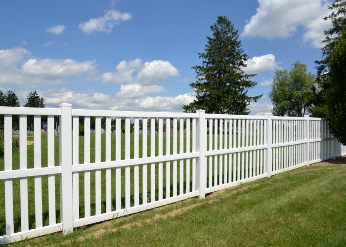 new pvc privacy fence